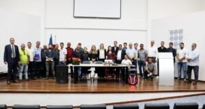 Leia mais sobre o artigo Garimpeiros da região das Carnaíbas participam de reunião com representantes do Ministério do Trabalho de Juazeiro