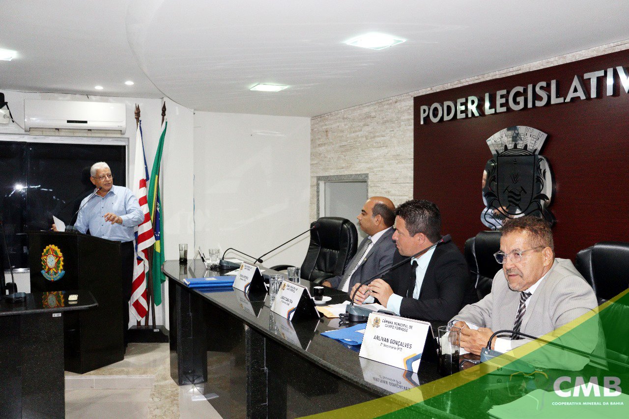 Leia mais sobre o artigo Presidente da CMB defende curso técnico em geologia na tribuna da Câmara de Vereadores de Campo Formoso